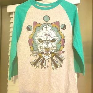 Medium LIFE clothing co shirt